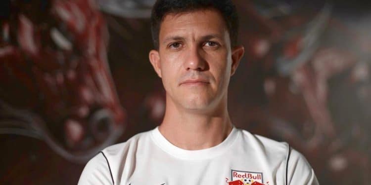 URGENTE: Maurício Barbieri tem negociação avançada para ser o técnico do Vasco