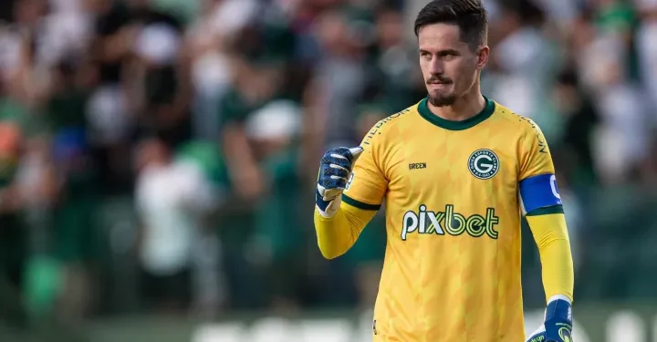 Qual é a chance de Tadeu ser contratado pelo Vasco