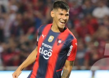 Agente de Robert Morales passará fim de ano no Rio para conversar com clubes; Vasco tem interesse