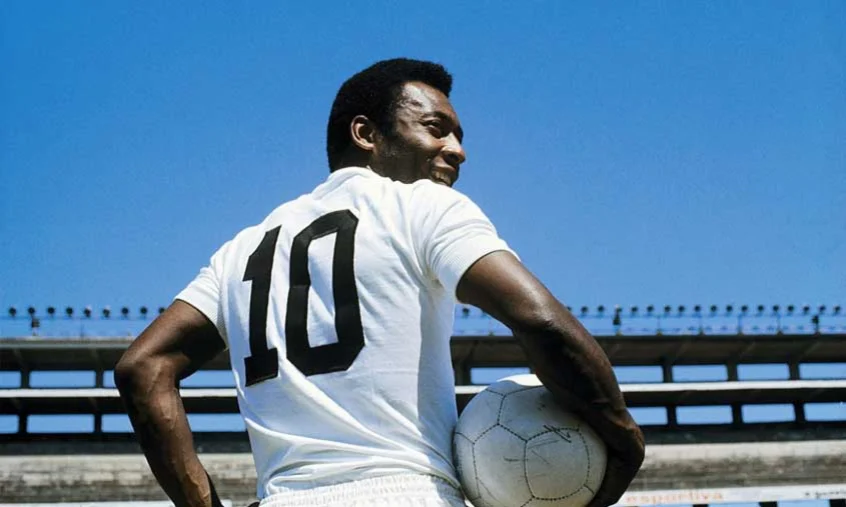 Pelé seria o jogador mais bem pago do mundo se atuasse hoje