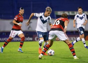 Vasco faz proposta por meia-atacante do Vélez