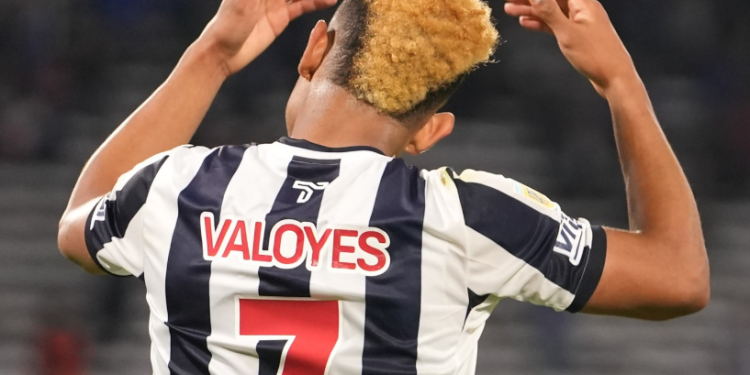 Vasco recebe notícia ruim envolvendo Diego Valoyes e Manuel Capasso