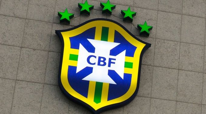 Bomba! Ex-jogador do Vasco indica quem será o novo treinador da Seleção Brasileira