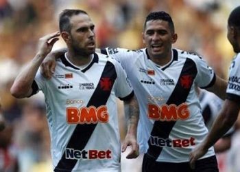 Jogadores ex-Vasco são anunciados por times do futebol paulista