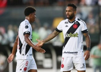 Alex Teixeira e Andrey Santos querem ficar no Vasco, mas com uma condição; confira