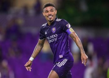 Negociação mela e Junior Urso não será contratado pelo Vasco