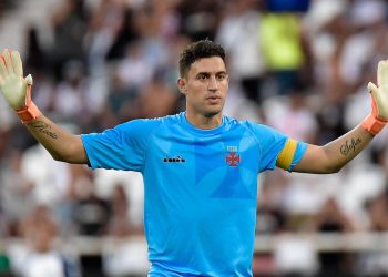 De volta? Ex-Vasco, Martín Silva pode retornar ao Brasil