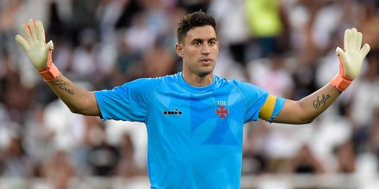 De volta? Ex-Vasco, Martín Silva pode retornar ao Brasil