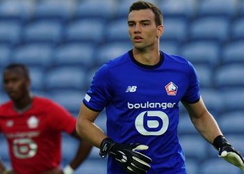 Lille bate o martelo e define valor para negociar Léo Jardim com Vasco