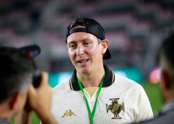 Diretor administrativo da 777 aponta: "Trabalhando duro para garantir que o Vasco tenha um futuro brilhante"