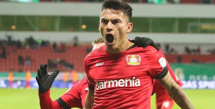 Vasco negocia com Charles Aránguiz para o meio do ano, diz jornalista