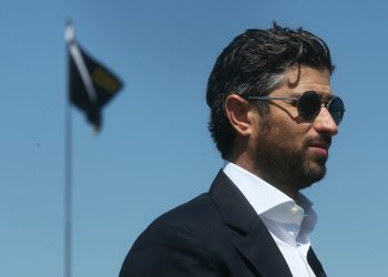 URGENTE! Atacante ignora Ronaldo e fecha com o Vasco