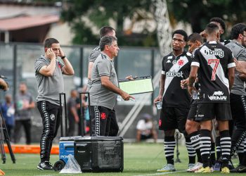 Vasco ganha oito reforços para o Carioca; confira nomes