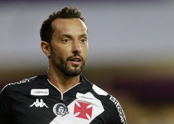 Nenê bate jogadores como James Rodriguez e Bruno Fernandes, e é um dos meias mais decisivos do século