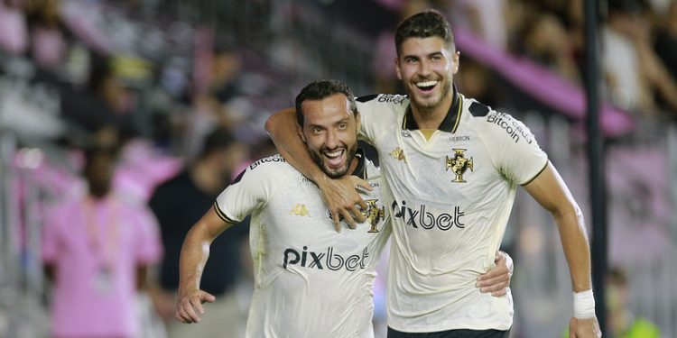 Vasco vence o Inter Miami por 3 a 0