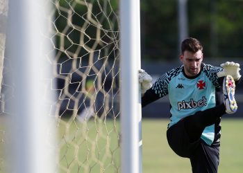 Confira valor que o Grêmio ganhou na compra de Léo Jardim pelo Vasco