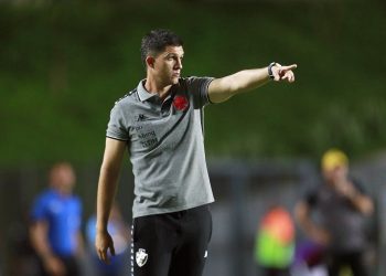 Barbieri dá choque de realidade no Vasco