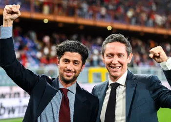 Vasco ataca o Mercado e negocia com goleiro campeão na França