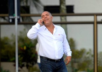 Vasco pode tomar chapéu do Flamengo por destaque uruguaio