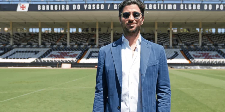 Vaza nome de possível camisa 10 do Vasco