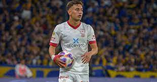 Santiago Hezze não recebe proposta da Europa e estaria aguardando oferta do Vasco