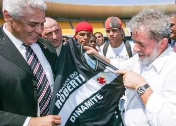 Presidente Lula e Roberto Dinamite