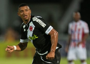 Vasco acerta empréstimo de atacante para time de Portugal