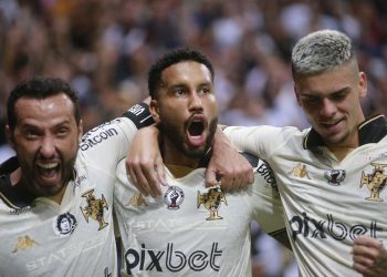 Vasco domina e vence o Nova Iguaçu por 2 a 0 no Carioca