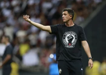 Barbieri abre o jogo e fala sobre procura do Vasco por camisa 10