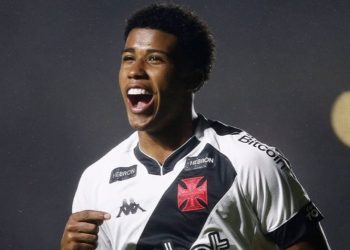 Barbieri fala sobre Andrey Santos no Vasco