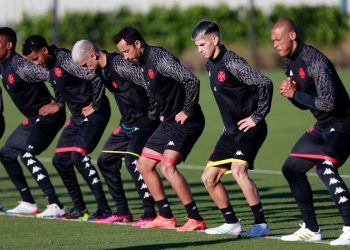 Confira provável escalação do Vasco contra o Resende