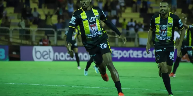 Em negociação com Vasco, Lelê não poderá atuar na Copa do Brasil