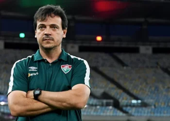 Fernando Diniz admite superioridade do Vasco no clássico