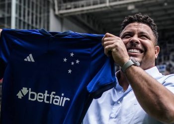 Ronaldo contrata algoz do Vasco e Cruzeiro ganha reforço