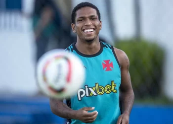 Vasco anuncia saída de Juninho para time dos Estados Unidos