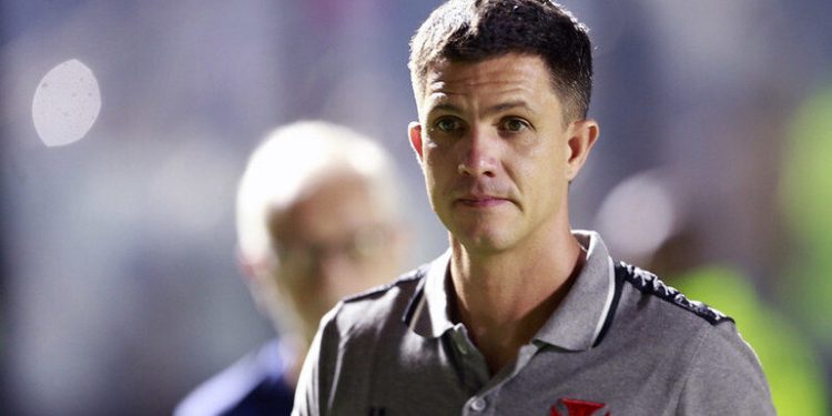 Vasco pode ter baixa importante contra o Fluminense