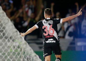 Proposta de Liga com maior equilíbrio pode fazer Vasco, Botafogo, Cruzeiro e Grêmio mudarem de lado