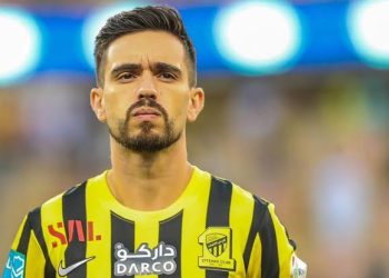 Sondado no Vasco, meia Igor Coronado define seu futuro