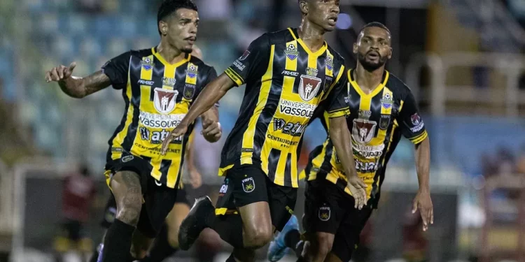 Conheça Lelê, artilheiro do Volta Redonda que está na mira do Vasco