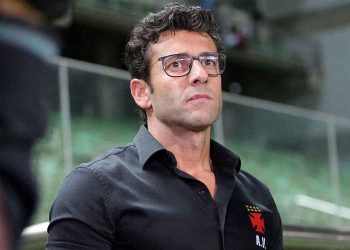 Alberto Valentim revela bastidores inéditos da passagem de Maxi López pelo Vasco