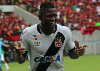 Riascos surpreende torcedores do Vasco