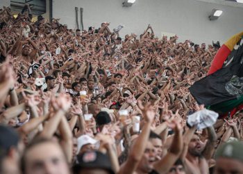 Organizadas de Vasco e Flamengo serão suspensas; confira tempo