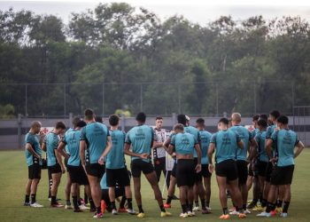 3 jogos em 7 dias: Vasco inicia semana decisiva