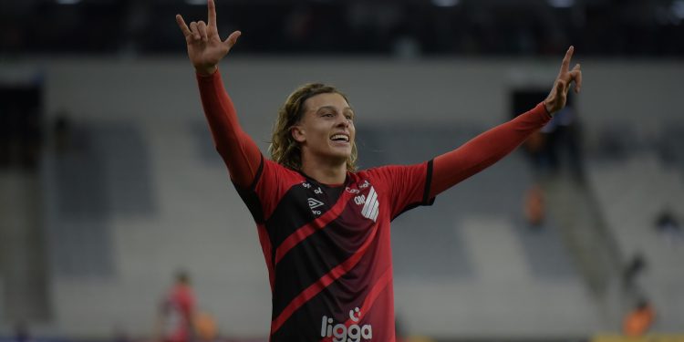 Agustín Canobbio no Vasco? Dirigente do Athletico-PR fala a verdade sobre