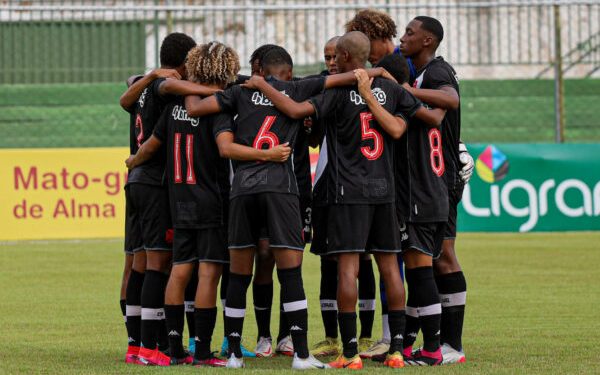 Assista aos melhores momentos de Cuiabá 0 x 4 Vasco pela Copa do Brasil Sub-17