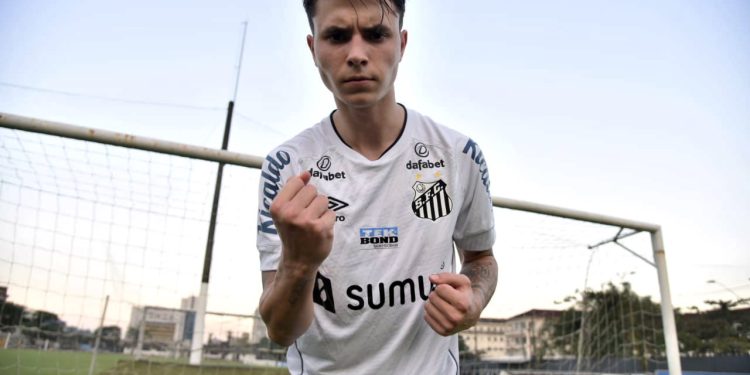 Ausência de Zanocelo em partida do Santos pode deixá-lo mais perto do Vasco
