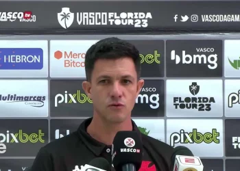 Barbieri confia em classificação do Vasco contra o Flamengo