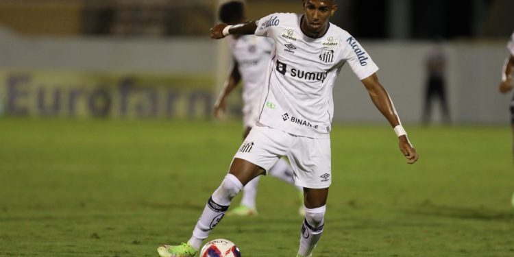 Confira números de Rwan Seco, novo atacante do Vasco