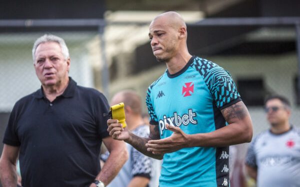 Despedida de Anderson Conceição emociona torcedores do Vasco