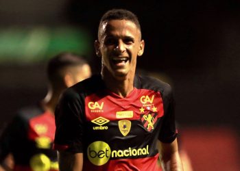 Empresário de Luciano Juba fala sobre possível proposta do Vasco